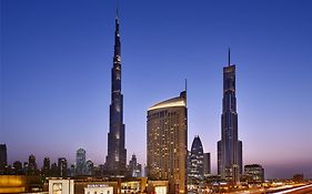 العنوان دبي مول